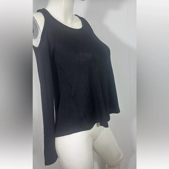 NWT Mossimo Long Sleeve Womens Black Pullover Open Shoulder Knit Shirt Sz XS - Picture 2 of 7
